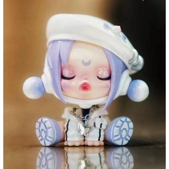 Authentic Pop Mart Skullpanda City of Night series- The meditator figure - Picture 2 of 7